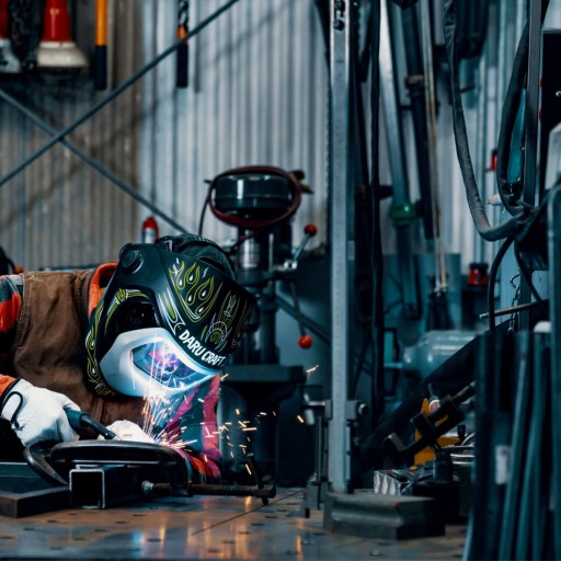 Expert Steel/aluminum fabrications solution